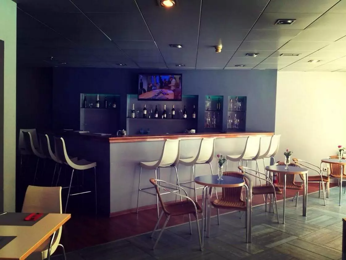 CAPITAL_SHABAVIZ (10).jpg